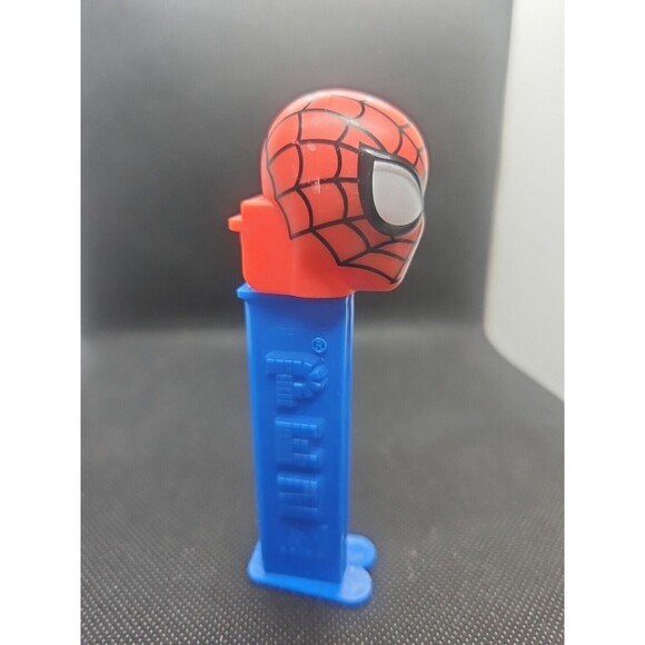 Pez Spider-Man Avengers Marvel Candy Dispenser - Picture 4 of 5